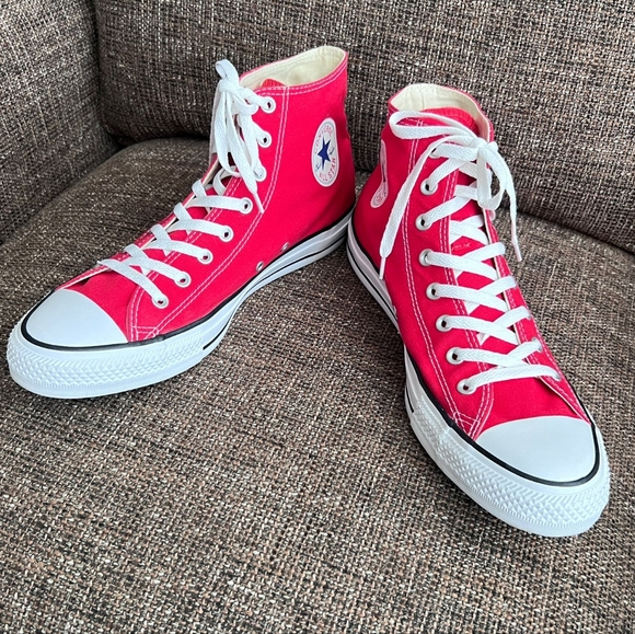 Mens Converse Chuck Taylor All Star Red High Tops, Size 12 - Picture 6 of 7